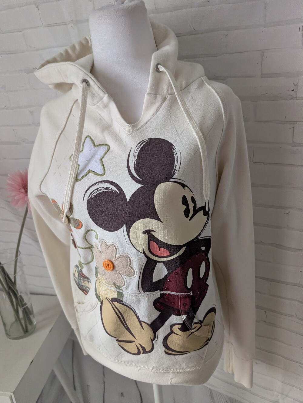 Disney Cream Mickey Mouse  Pullover with